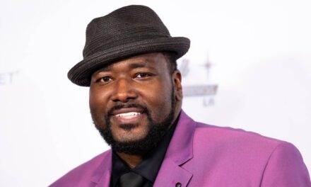 La femme de Quinton Aaron de The Blind Side était mariée à un autre homme, a-t-il appris en sortant du coma
