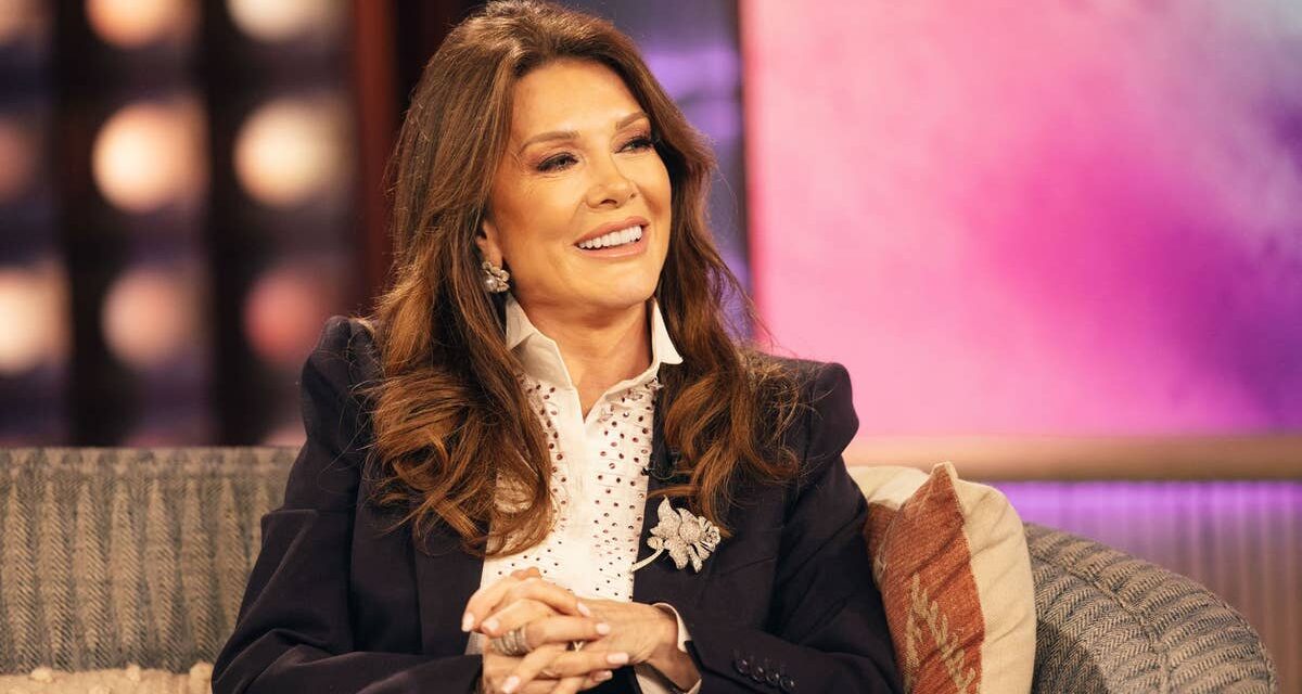 La transformation d&rsquo;hier et d&rsquo;aujourd&rsquo;hui de Lisa Vanderpump, de la star de télévision des années 70 à aujourd&rsquo;hui, laissera les fans choqués
