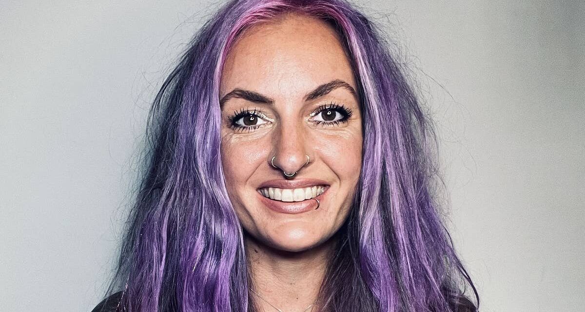 « Comment une expérience de mort imminente a changé ma vie – et m&rsquo;a fait découvrir la flamme violette »