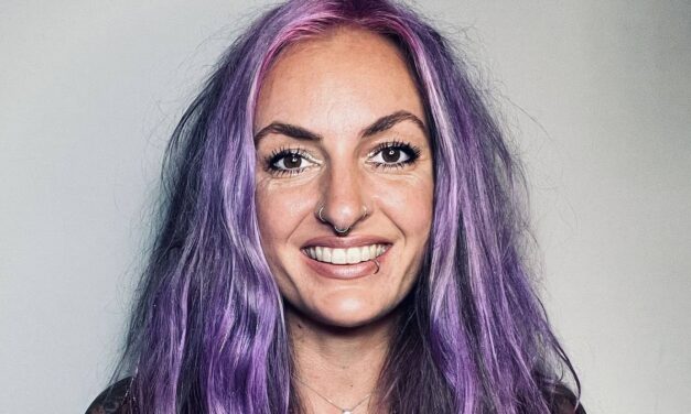 « Comment une expérience de mort imminente a changé ma vie – et m&rsquo;a fait découvrir la flamme violette »