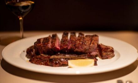 Ce restaurant revendique l&rsquo;un des meilleurs steaks au monde, voici à quoi ça ressemble vraiment