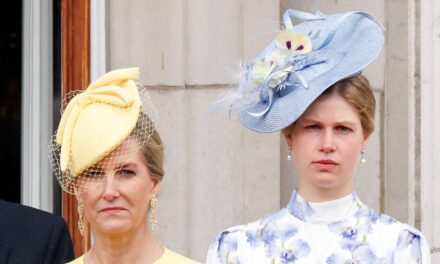 Pourquoi la duchesse Sophie et sa fille Lady Louise Windsor ont manqué le service royal du dimanche de Pâques