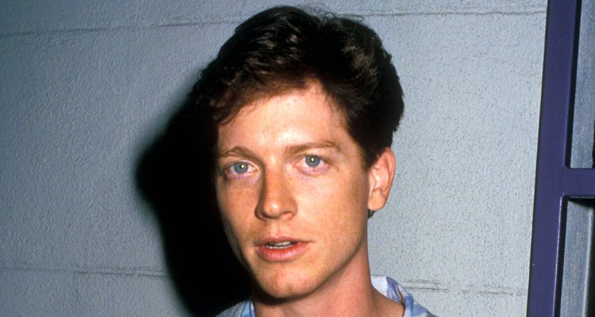 La star des années 80, Eric Stoltz, est méconnaissable alors qu&rsquo;il refait surface pour une apparition ultra-rare sur le tapis rouge
