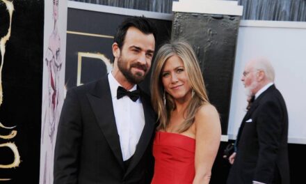 Jennifer Aniston soutient discrètement son ex-mari Justin Theroux après l&rsquo;accueil de son premier bébé