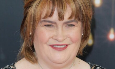 La star de Britain&rsquo;s Got Talent, Susan Boyle, quitte sa maison « chic » de 300 000 £ pour retourner à ses racines de conseil municipal
