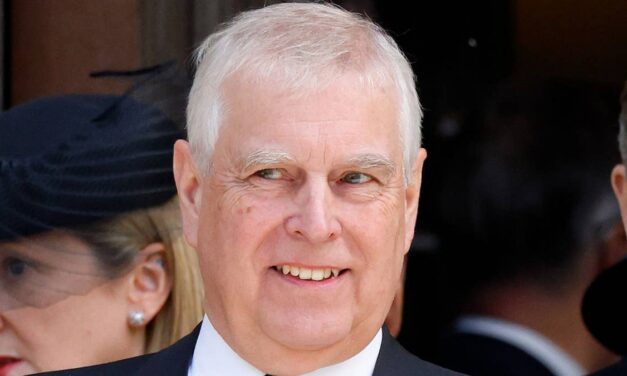 Andrew Mountbatten-Windsor a subi un changement majeur dans sa nouvelle maison, signalant son nouveau statut de « roturier »