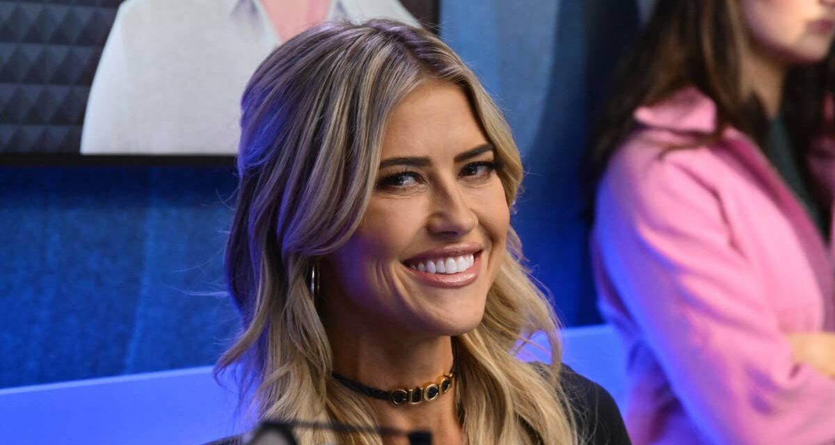 Christina Haack montre sa silhouette courbée dans un petit bikini aux côtés de son nouveau partenaire et ancien mari