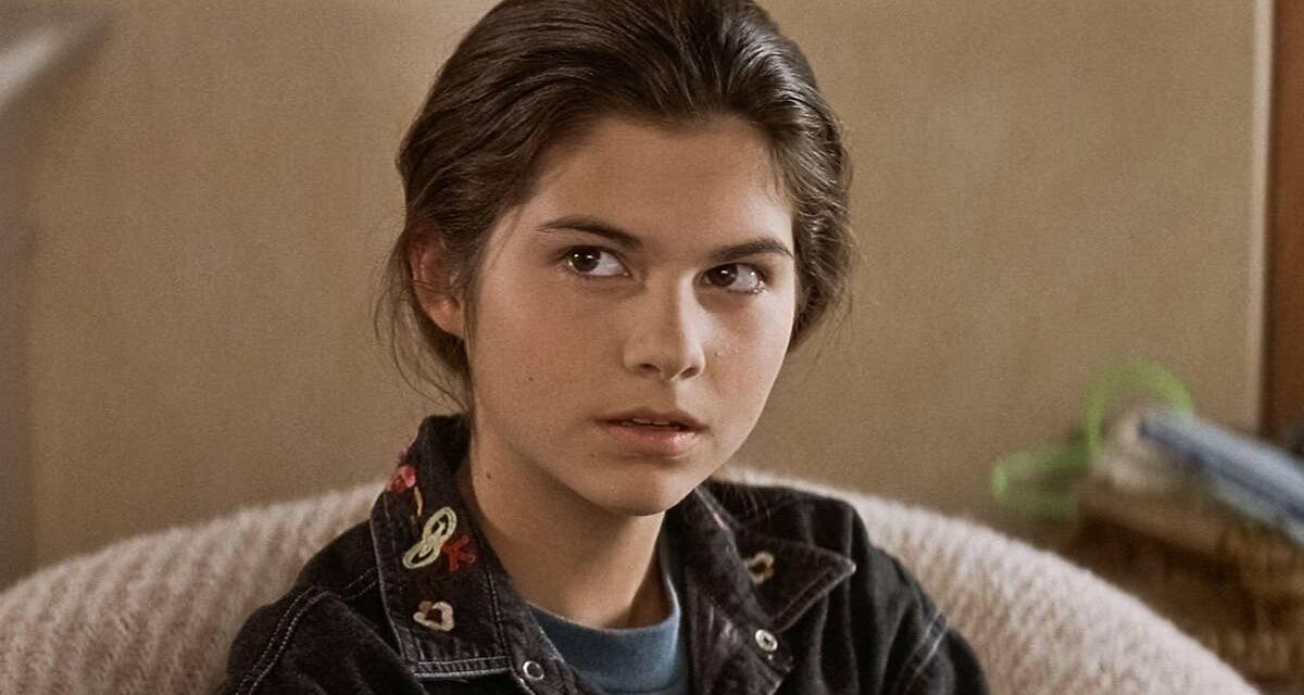 Pourquoi la star des années 90 Lisa Jakub a-t-elle arrêté de jouer après avoir joué dans les plus grands films de la décennie ?