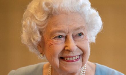 La véritable réaction de la reine Elizabeth lorsque le prince Harry et Meghan Markle ont nommé leur fille « Lilibet » – exclusive