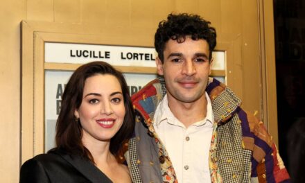 Aubrey Plaza attend son premier enfant avec son partenaire Chris Abbott