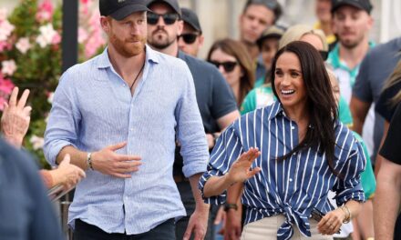 Le signe caché de « désespoir » « tendu » de Meghan Markle lors de sa visite en Australie avec le prince Harry