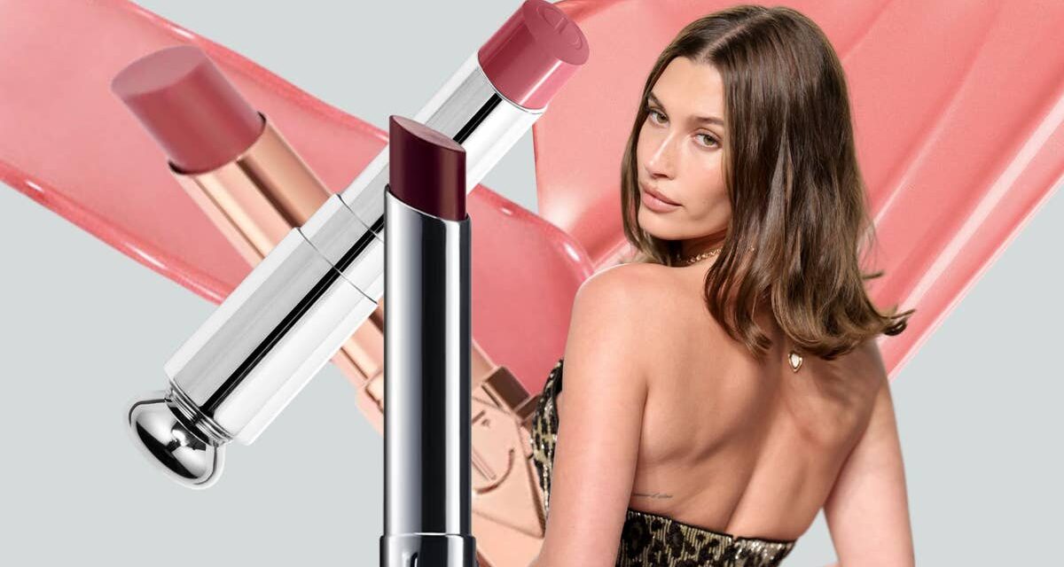 La tendance du rouge à lèvres transparent vous fera entrer au printemps avec une touche années 90