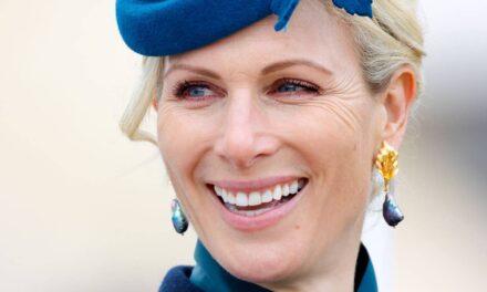 Zara Tindall a enfreint la règle d&rsquo;or avec une robe de demoiselle d&rsquo;honneur corsetée