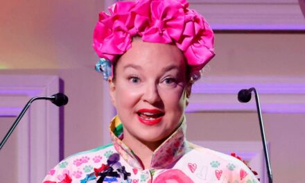 Sia dit à son ex que « les bons pères trouvent un emploi » après la révélation d&rsquo;un accord de pension alimentaire pour enfants époustouflant