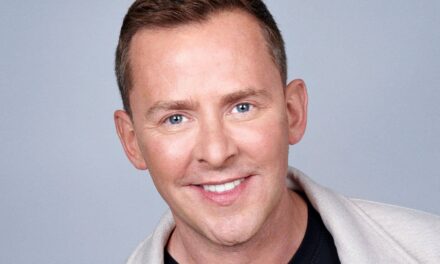 L&rsquo;énorme salaire que pourrait gagner le remplaçant de Scott Mills sur BBC Radio 2