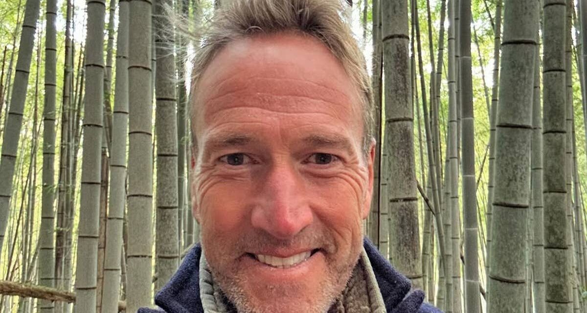 Le fils sosie de Ben Fogle le domine dans un message ultra rare