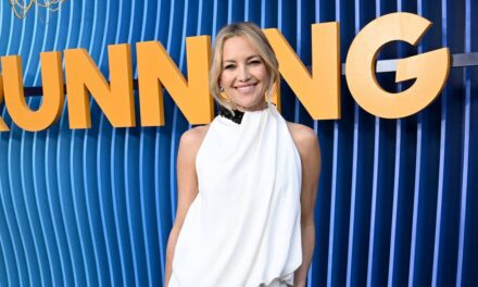 La robe éthérée d&rsquo;inspiration nuptiale de Kate Hudson est-elle un clin d&rsquo;œil à ses prochaines noces ?