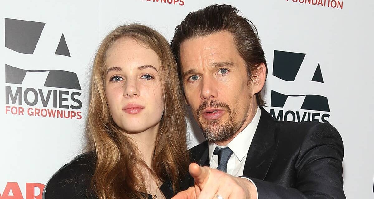 La réponse « difficile » d&rsquo;EEthan Hawke au mariage de sa fille