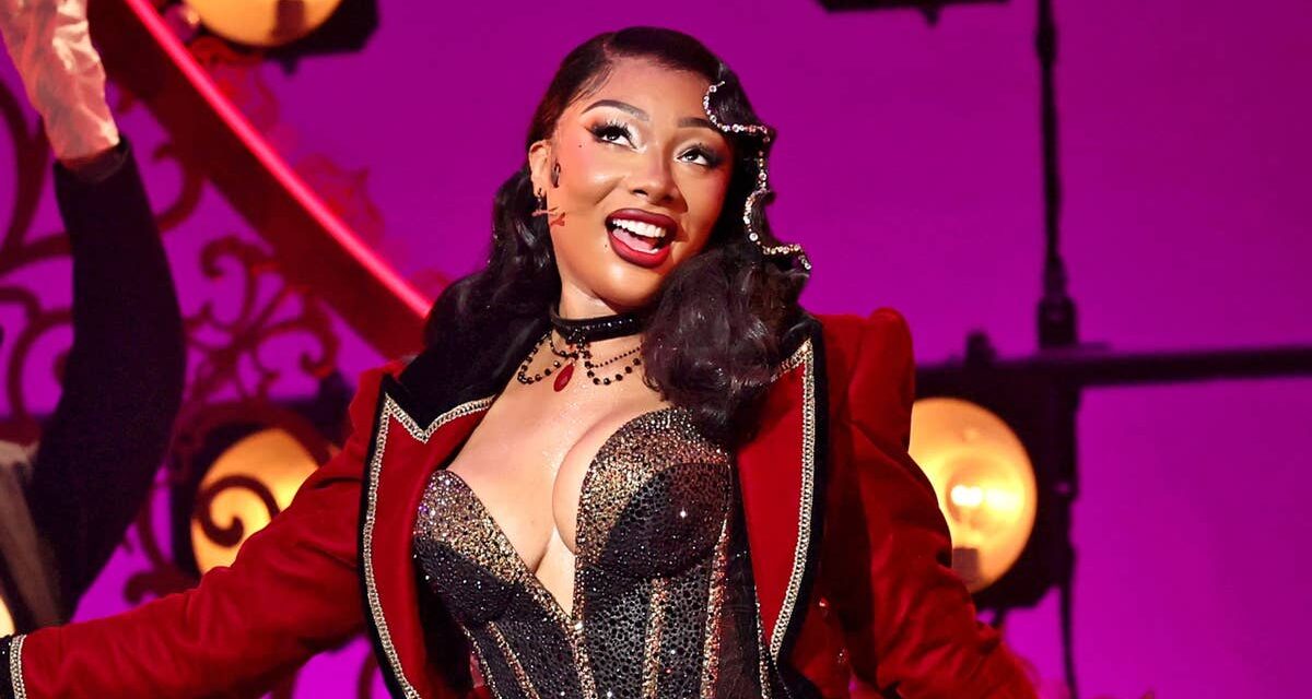 Megan Thee Stallion transportée d&rsquo;urgence à l&rsquo;hôpital en pleine représentation alors que le spectacle de Broadway s&rsquo;arrête