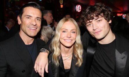 Pourquoi Kelly Ripa dit qu&rsquo;elle et Mark Consuelos ont « échoué en tant que parents » après la révélation de leur fils Joaquin