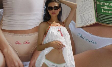 Avec l&rsquo;aimable autorisation de Nicola Peltz Beckham, les culottes à slogan figurent en tête de ma liste de souhaits en matière de lingerie.
