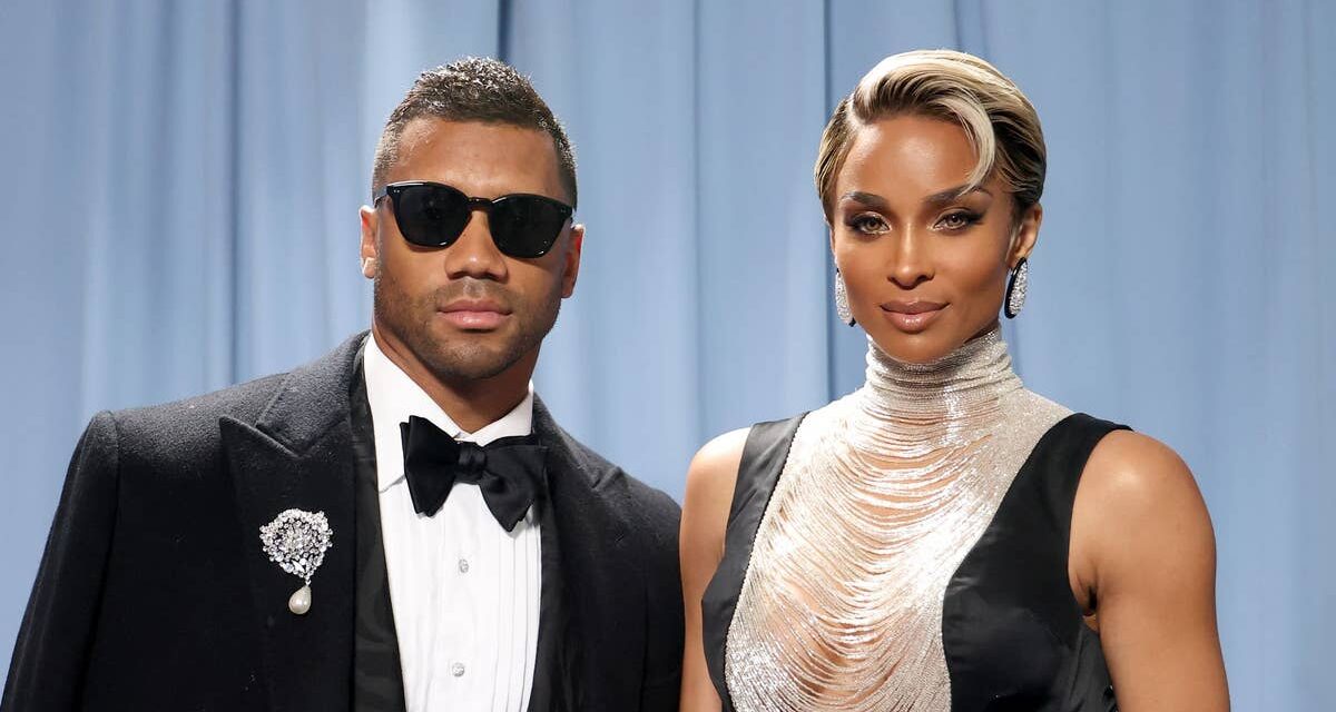 Ciara rayonne sur de nouvelles photos de plage avec Russell Wilson et les enfants