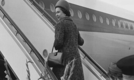 La nourriture de la « caravane » de la reine Elizabeth II qu&rsquo;elle a été obligée de manger lors des tournées royales