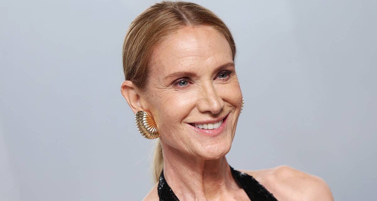 Rencontrez la fille de l&rsquo;actrice de la star des années 80 Kelly Lynch qui a joué aux côtés d&rsquo;Adam Sandler et Jennifer Garner