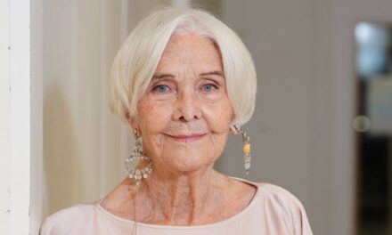 Rencontrez les trois enfants de Sheila Hancock qu&rsquo;elle partage avec son défunt ex-mari – dont sa fille, actrice qui a joué dans Love Actually