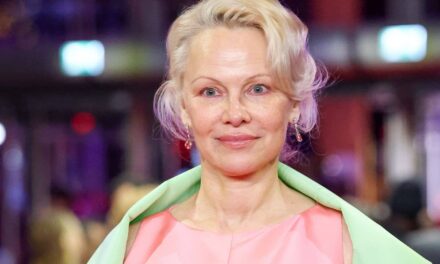 Pamela Anderson explique pourquoi elle n&rsquo;aime plus les relations