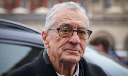 Le domaine new-yorkais de 1,5 million de dollars de Robert De Niro avec Tiffany Chen, 46 ans, et sa fille de 3 ans, possède sa propre piste de ski