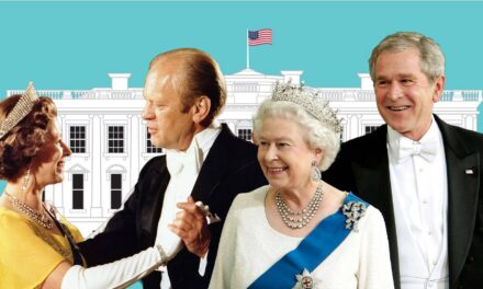 8 photos oubliées des visites historiques de la défunte reine à la Maison Blanche