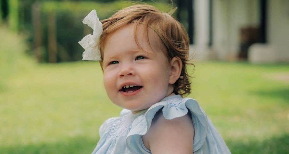 La princesse Lilibet a quitté la défunte reine « ravie » lorsque le prince Harry et Meghan Markle l&rsquo;ont amenée pour leur seule rencontre.