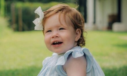 La princesse Lilibet a quitté la défunte reine « ravie » lorsque le prince Harry et Meghan Markle l&rsquo;ont amenée pour leur seule rencontre.