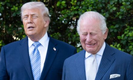 Donald Trump qualifie le roi Charles de « si mignon » – et dit que sa mère avait le béguin pour lui