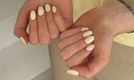 Abandonnez les tons hivernaux : 17 looks d&rsquo;ongles qui rehaussent l&rsquo;humeur pour le printemps 2026