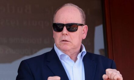 Le prince Albert et son fils rarement vu Alexandre Grimaldi, 22 ans, assistent séparément au tournoi de tennis