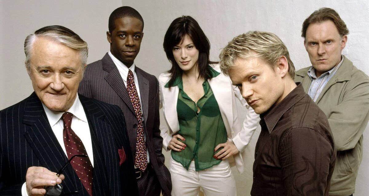 Où sont les acteurs du drame policier emblématique des années 2000 Hustle alors que la star exprime son intérêt en retour ?