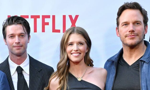 Les petites filles de Katherine Schwarzenegger s&rsquo;appuient sur oncle Patrick sur de nouvelles photos de famille