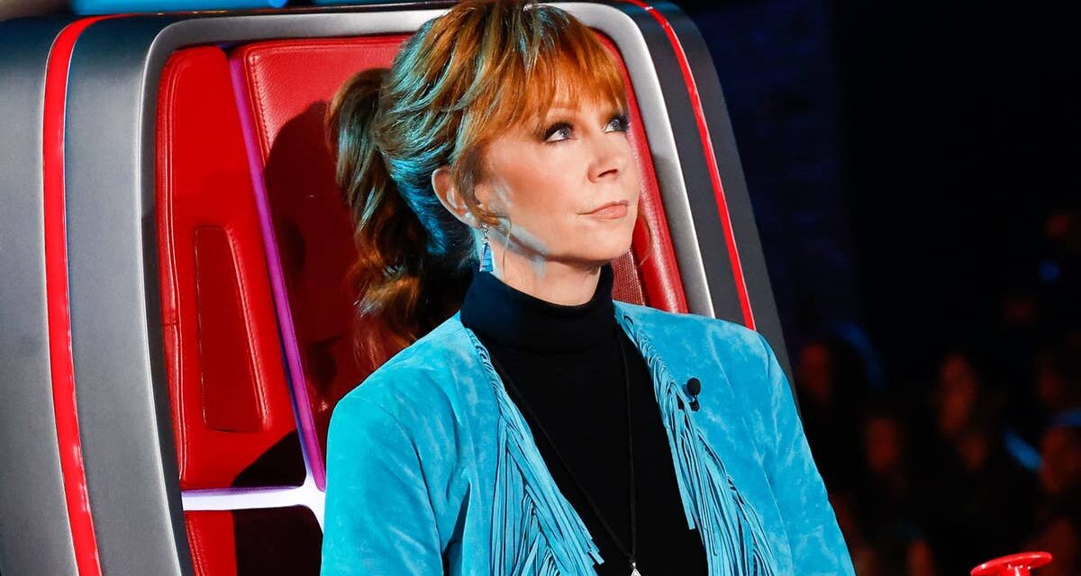 La star de The Voice décède tragiquement à l&rsquo;âge de 24 ans – lisez l&rsquo;hommage déchirant de Reba McEntire alors qu&rsquo;elle pleure sa perte
