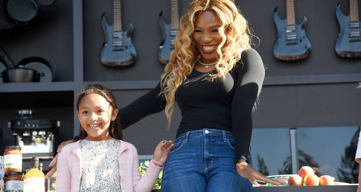 La fille de Serena Williams est si grande sur les nouvelles photos de famille