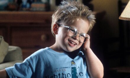Jonathan Lipnicki semble méconnaissable – 30 ans après être devenu célèbre avec Jerry Maguire et Stuart Little
