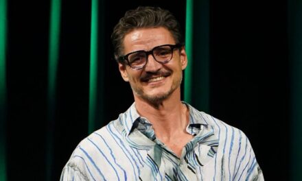 Pedro Pascal semble méconnaissable sur le tournage d&rsquo;un nouveau film au Mexique