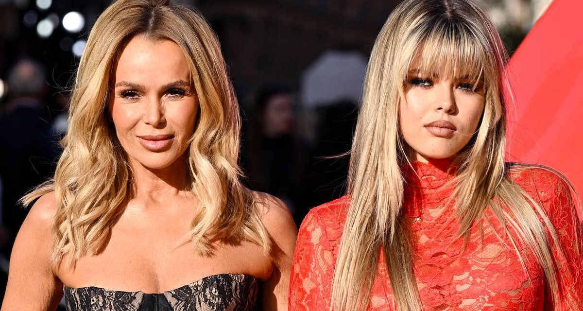 Amanda Holden étourdit aux côtés de son imposante fille mannequin Lexi, 20 ans, en dentelle rouge racée