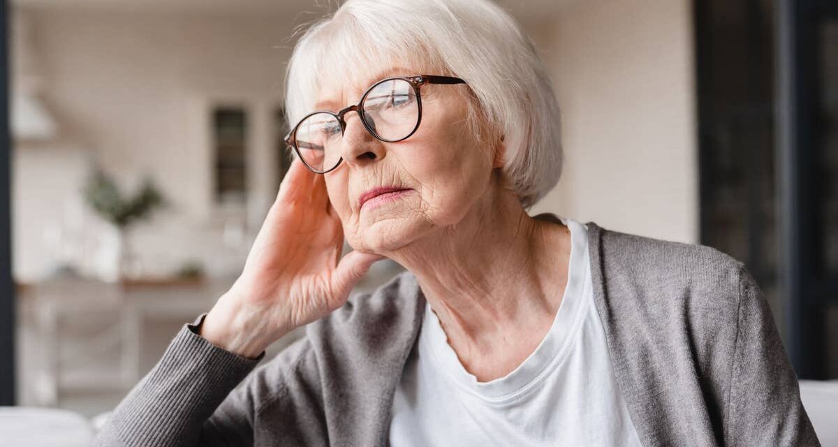 Un gériatre prévient que cette émotion silencieuse déclenche la maladie d&rsquo;Alzheimer : « C&rsquo;est aussi risqué que le diabète »