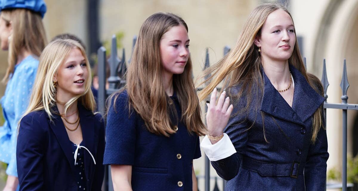 Isla Phillips a l&rsquo;air tellement adulte après avoir eu 14 ans alors qu&rsquo;elle se lie avec sa nouvelle demi-soeur Georgina Sperling à Pâques