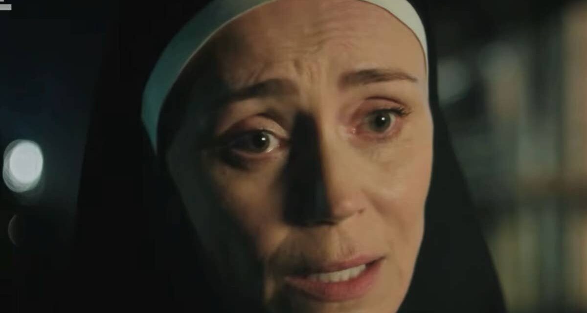 Falling, le nouveau drame controversé de Keeley Hawes sur Channel 4, sort sa première bande-annonce