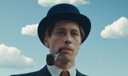 Les fans d&rsquo;Agatha Christie vont dévorer ce polar en 6 parties  » digne d&rsquo;une frénésie  » This Is Not a Murder Mystery