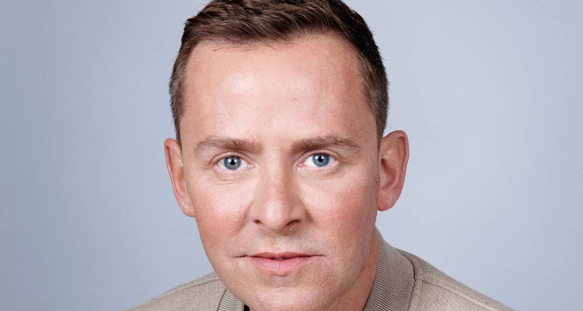 Nouveau coup dur pour Scott Mills après les allégations d&rsquo;inconduite de la BBC et la hache