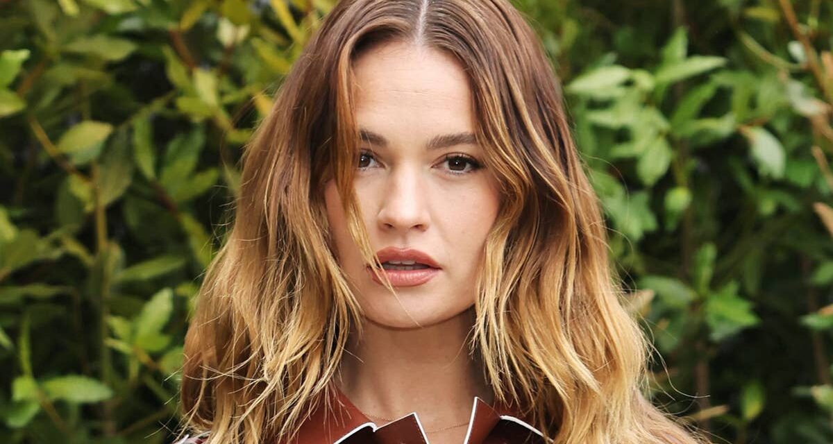 Lily James est la bombe ultime en matière de look printanier cintrant la taille